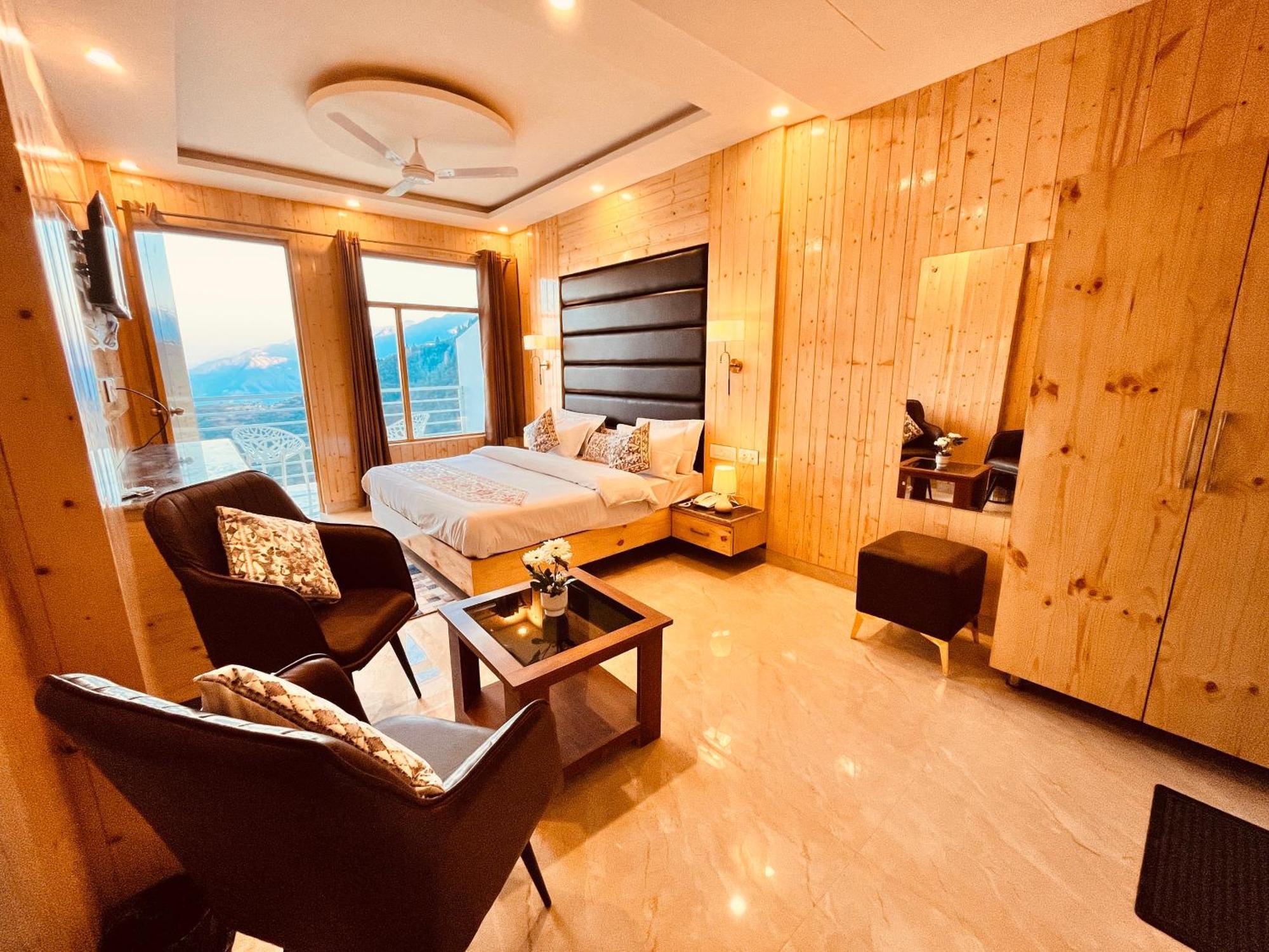 Hotel Classic Crown - #Scenic Mountain View #Open Terrace #Parking #Premium Rooms With Balcony #Guest Preferred #Best Selling Hotel In Mussoorie Exterior photo